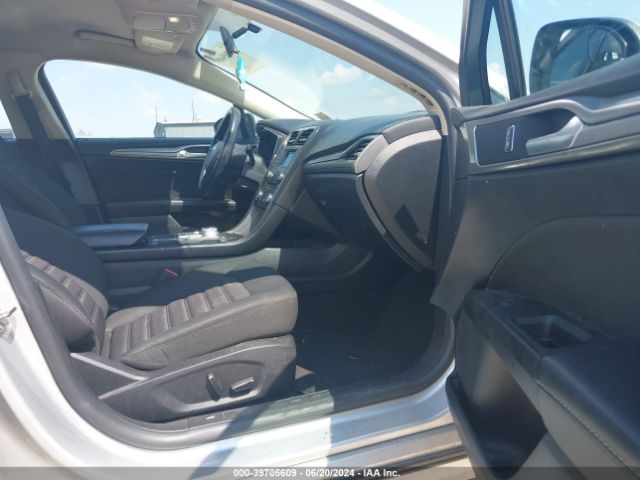 3FA6P0LU7JR268877 Ford Fusion Hybrid Se