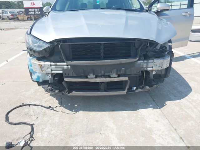 3FA6P0LU7JR268877 Ford Fusion Hybrid Se
