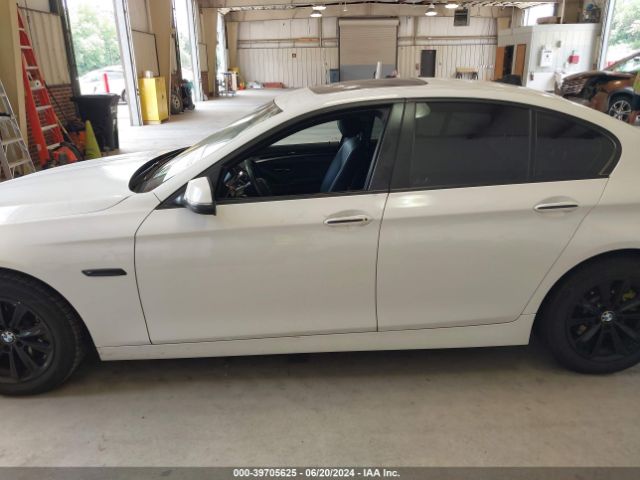 WBA5A7C58FD621438 BMW 528i Xdrive