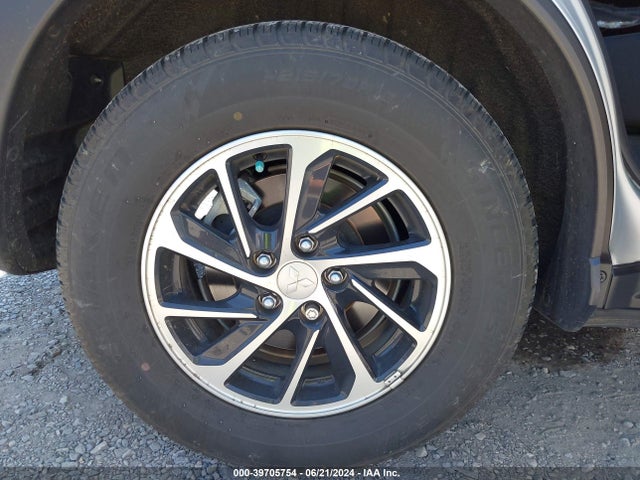 Mitsubishi Eclipse Cross Es S-awc 2022 JA4ATUAA0NZ030249 Image 12