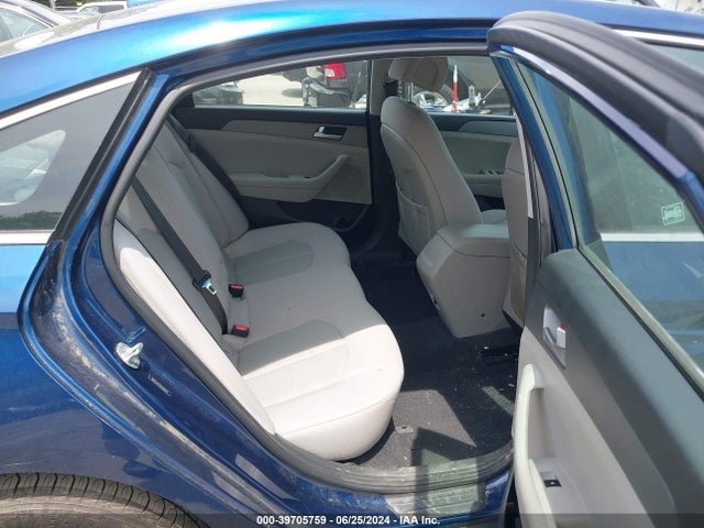 Hyundai SONATA SE 2017 5NPE24AF0HH568208 Image 8
