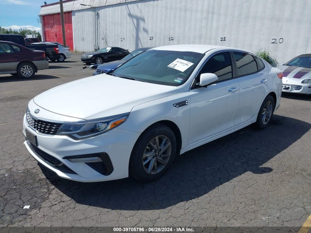 KIA Optima Lx 2019 5XXGT4L37KG308139 Image 2