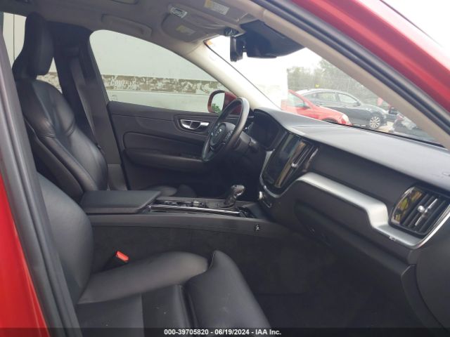 LYV102DK9KB315820 Volvo Xc60 T5 Momentum