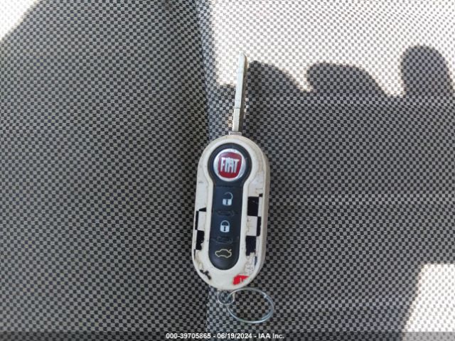 3C3CFFCR8FT624735 Fiat 500 LOUNGE