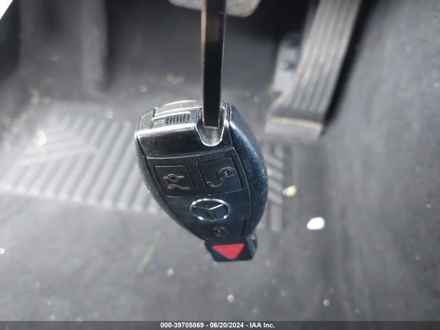 WDCGG8JB3EG291451 Mercedes-Benz Glk 350 4matic
