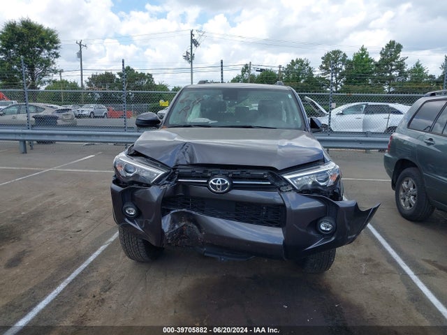 Toyota 4RUNNER SR5 2023 JTEMU5JR0P6139726 Image 12