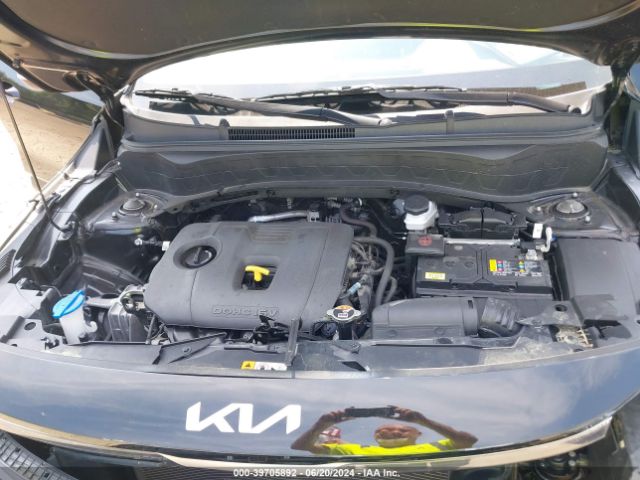 KNDEUCAA0N7318671 KIA SELTOS S
