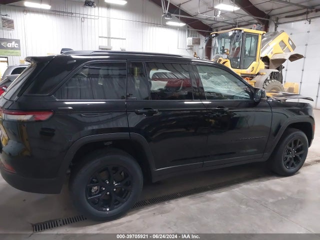 1C4RJHAG9R8554408 Jeep Grand Cherokee Altitude 4x4