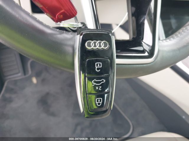 WAUK2AF22KN068546 Audi A6 55 Premium