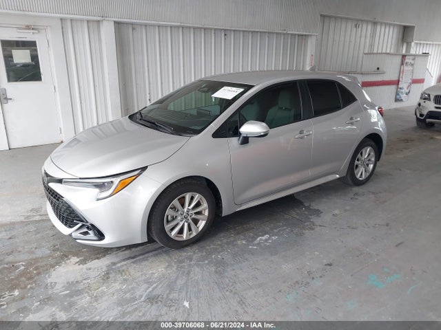 Toyota COROLLA SE 2024 JTND4MBE1R3231938 Image 2