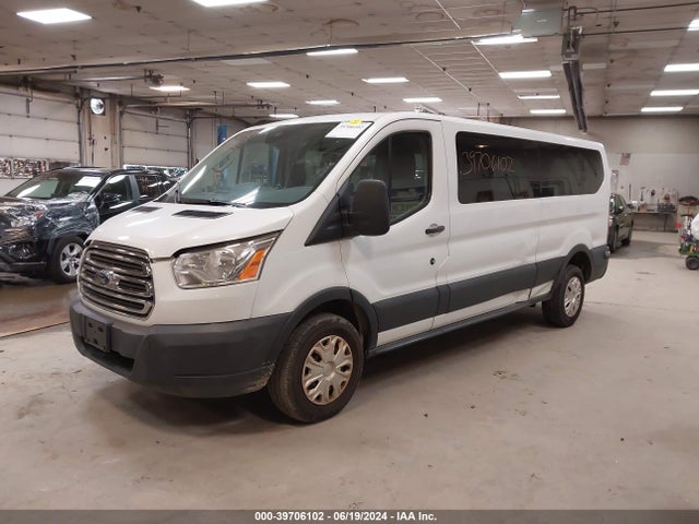 Ford Transit-350 Xlt 2015 1FBZX2YM2FKA54522 Image 2