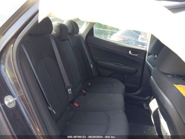 KNAGT4L31H5146213 KIA Optima Lx