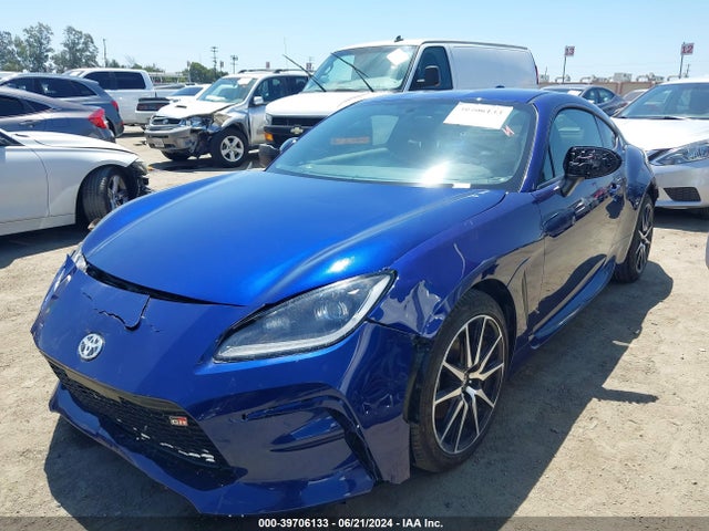 Toyota GR86 2023 JF1ZNBC10P8760407 Image 2