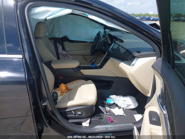 1GYKNARSXKZ147729 Cadillac Xt5 Standard