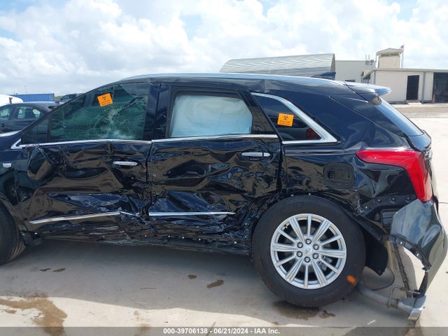 1GYKNARSXKZ147729 Cadillac Xt5 Standard