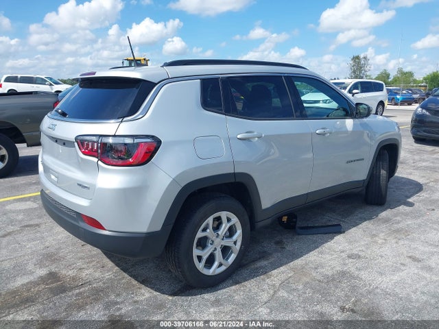 3C4NJDBN4RT118636 Jeep Compass Latitude 4x4