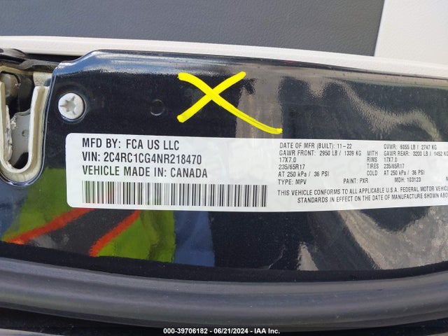 2C4RC1CG4NR218470 Chrysler Voyager Lx