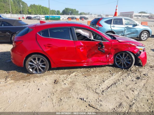 3MZBN1L3XJM251335 Mazda Mazda3 Touring