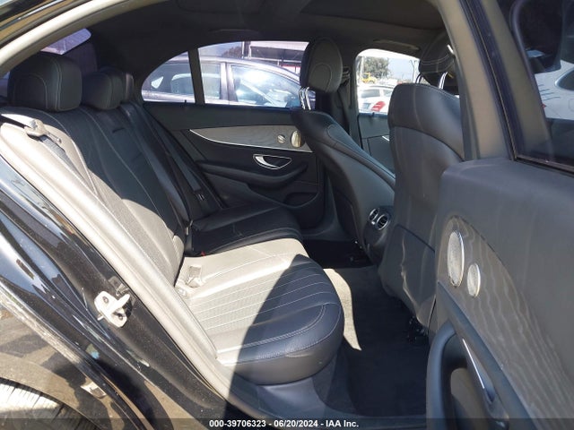 Mercedes-Benz E 350 2022 W1KZF8DBXNB074768 Image 8