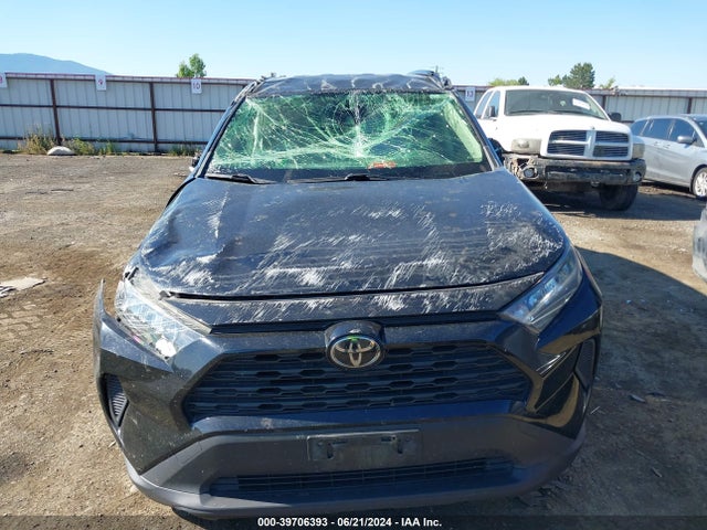 Toyota RAV4 LE 2019 JTMF1RFV8KJ005572 Image 13