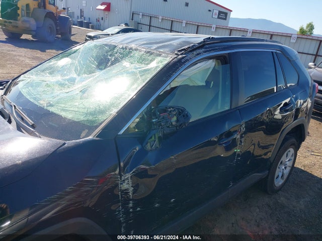Toyota RAV4 LE 2019 JTMF1RFV8KJ005572 Image 6