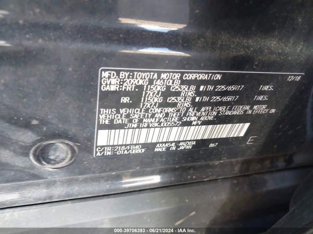 Toyota RAV4 LE 2019 JTMF1RFV8KJ005572 Image 9