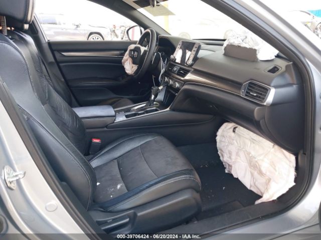 1HGCV1F35JA022501 Honda Accord Sport