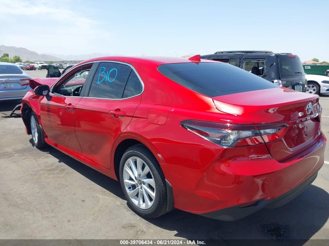 Toyota CAMRY LE 2024 4T1C11AK9RU247440 Image 3