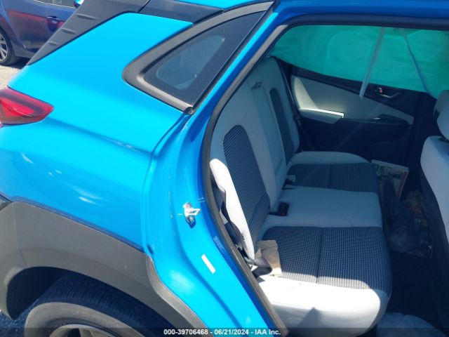 KM8K22AB6NU767992 Hyundai Kona Se