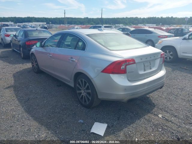 LYV612TMXGB088473 Volvo S60 Inscription T5 Platinum