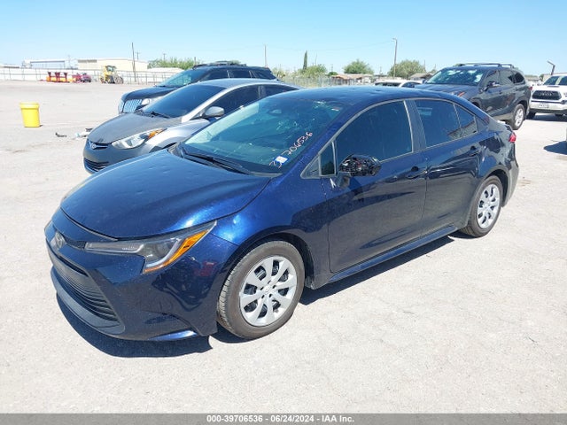Toyota COROLLA LE 2024 5YFB4MDE1RP080972 Image 2