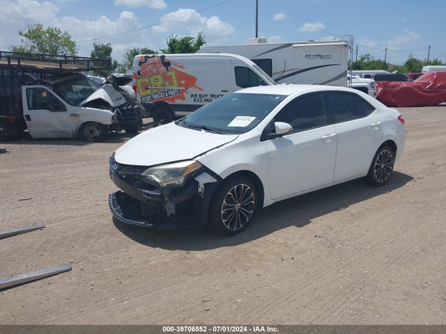 Toyota Corolla S Plus 2015 5YFBURHE4FP311981 Image 2
