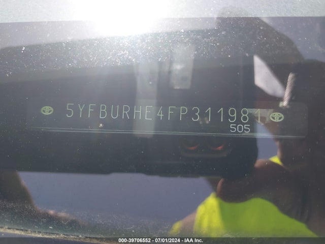 Toyota Corolla S Plus 2015 5YFBURHE4FP311981 Image 9