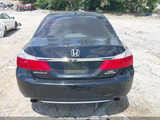 Honda Accord Touring 2014 1HGCR3F94EA025805 Image 17