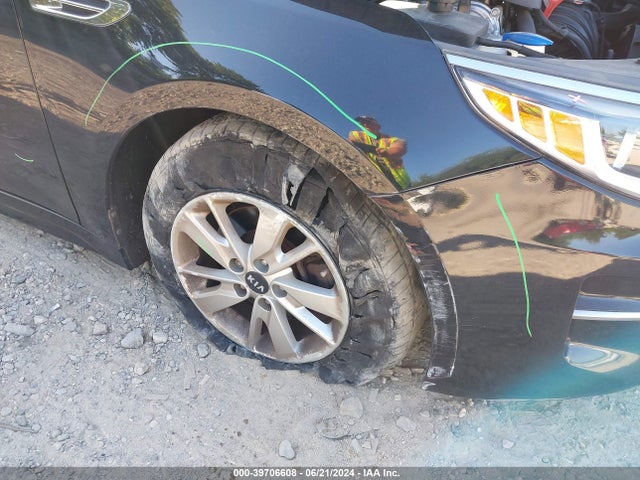KIA Optima Lx 2018 5XXGT4L34JG185401 Image 6