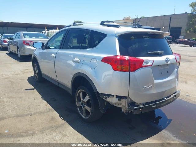 Toyota Rav4 Xle 2015 2T3WFREV9FW136780 Image 3