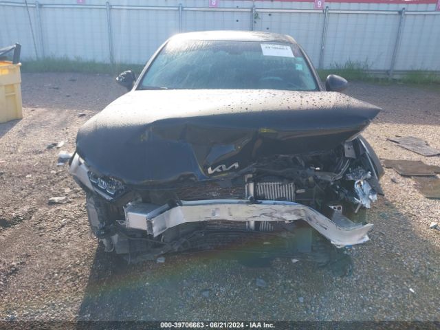 5XXG14J21NG133343 KIA K5 LXS