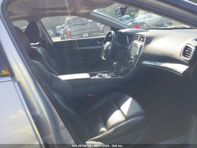 1N4AA6AP6GC904076 Nissan Maxima 3.5 Sl