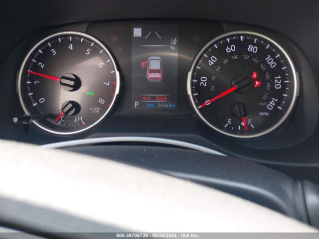 2T3C1RFV5NC181196 Toyota Rav4 Xle Premium