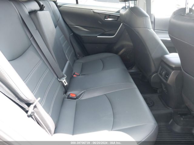 2T3C1RFV5NC181196 Toyota Rav4 Xle Premium