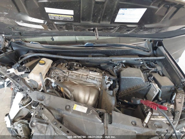 Toyota RAV4 LE 2017 2T3ZFREV4HW334280 Image 10