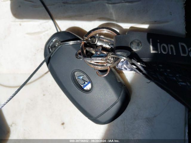 5NPLM4AG6MH048728 Hyundai ELANTRA SEL