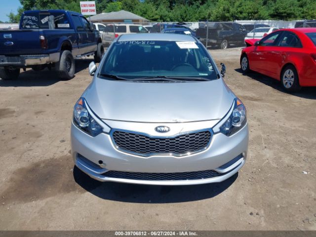 KNAFX4A61G5479197 KIA FORTE LX