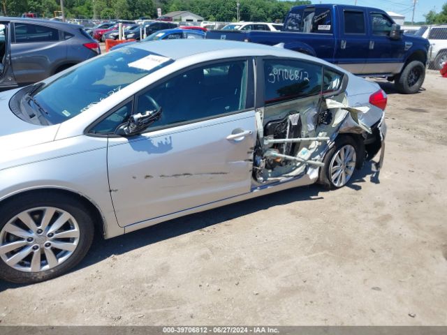 KNAFX4A61G5479197 KIA FORTE LX