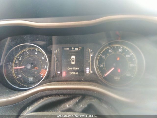 1C4PJLCB7EW323721 Jeep Cherokee Latitude