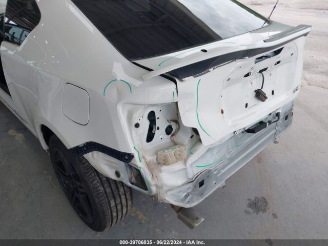 JTKJF5C71E3085857 Scion Tc Monogram