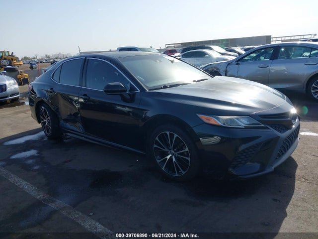 Toyota CAMRY SE 2018 JTNB11HK3J3048461 головне зображення