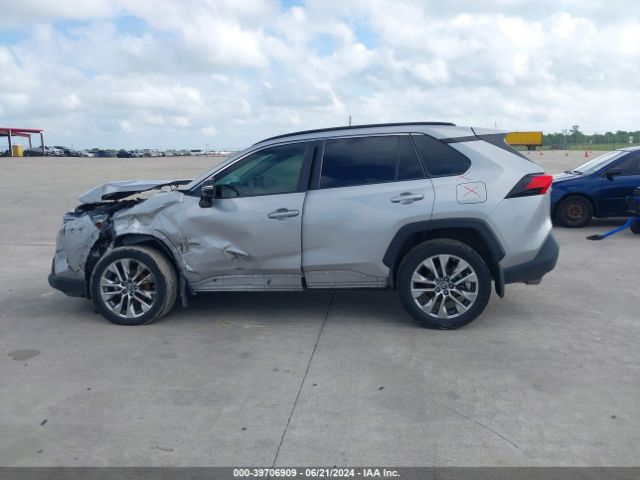2T3C1RFV9KC020233 Toyota Rav4 Xle Premium