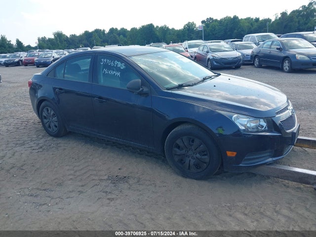 2014 1G1PA5SH9E7475469 main image