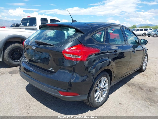 Ford FOCUS SE 2015 1FADP3K28FL382711 Image 4
